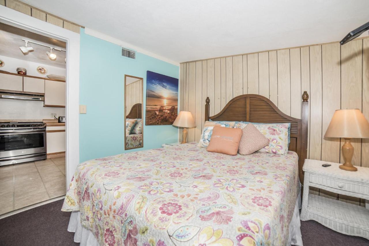 Sun N Fun Beachfront Vacation Rentals Indian Shores Exteriér fotografie